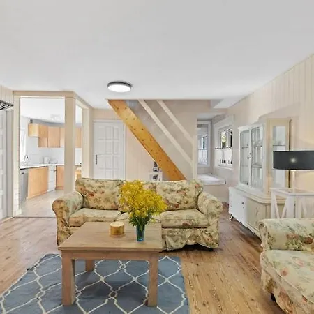 Large And Comfortable With A Terrace *