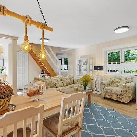 Large And Comfortable With A Terrace Боболин